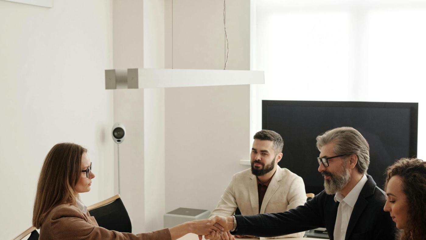 pexels-edmond-dantes-4342493